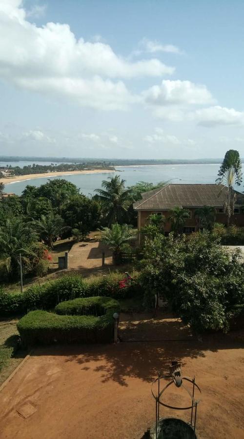 Sassandra Hotel Le Pollet المظهر الخارجي الصورة